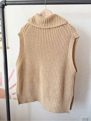 Zara Knit High Collar Vest thumbnail 6