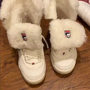 Fila shearling boot sneakers. 7 thumbnail 13