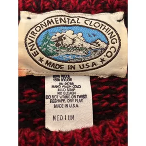 Unisex VTG Red/Black Geometric Pattern Wool Blend‎ Sweater Medium Made USA thumbnail 4