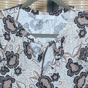 Loft Brown Floral Print Short Sleeve Blouse thumbnail 2