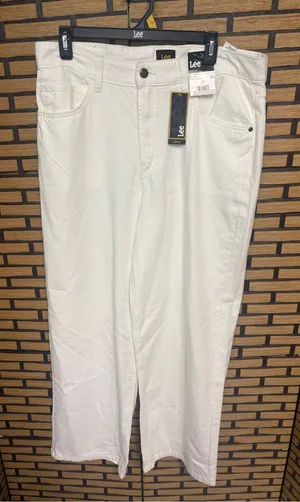 Lee white mid rise straight leg jeans size 12 thumbnail 1