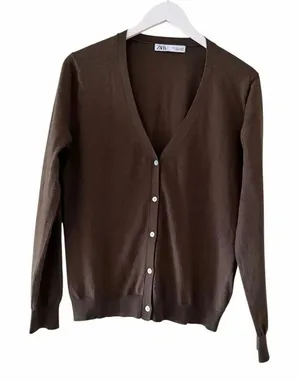 Zara V-Neck Olive Green Button Down Long Sleeves Lightweight Career Office Capsu thumbnail 1