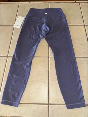 Lululemon Align No Line High Rise 25” Grape Mist Size 8 NWT thumbnail 3