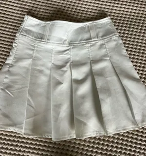 SHEIN White Pleated Mini Skirt thumbnail 1