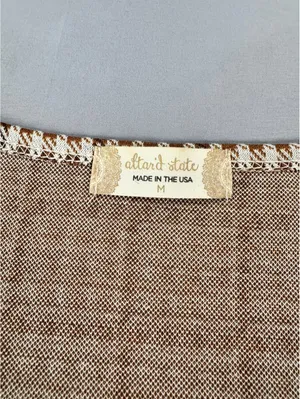 Altar'd State Brown and White Houndstooth Long Sleeve Button-Up Crop Top Medium thumbnail 3