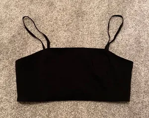 Lulus black crop top zip back‎ xs thumbnail 1