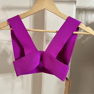 SKIMS (B10) NWT - Lollipop knit plunge top only thumbnail 2