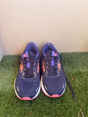 Brooks Women’s Adrenaline GTS Running Shoes - Navy with Pink Accents thumbnail 4