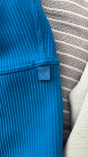 Lululemon tank top blue thumbnail 3