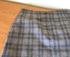 Grey plaid mini preppy schoolgirl office core skirt Measurement in pics Excellent condition thumbnail 4