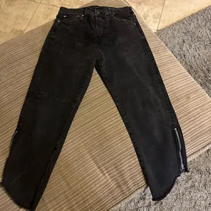 Zara premium denim button fly raw angled hem zipper size 6 thumbnail 1
