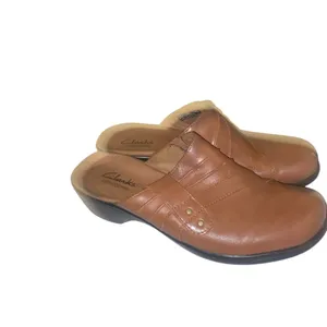 Clark’s Bendables Brown Leather Clog Slip on Mule Shoe comfortable size 5.5 thumbnail 2