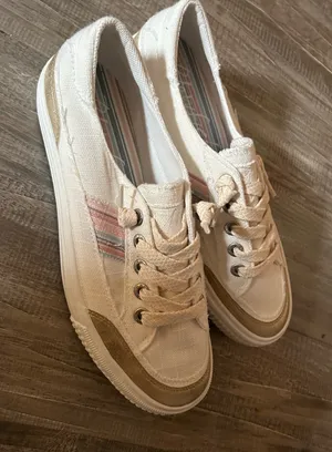 Blowfish Malibu Sneakers Slip-On thumbnail 1