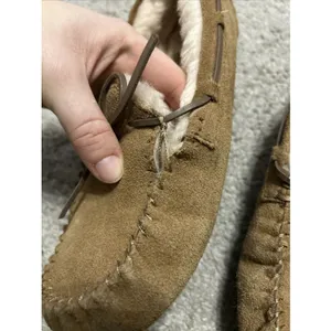 Women's UGG DAKOTA Suede Moccasin Slippers Size 6 1107949‎ CHESTNUT thumbnail 4