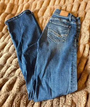 Buckle Jeans thumbnail 1
