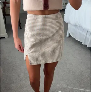 Pink lily gingham skirt  thumbnail 3