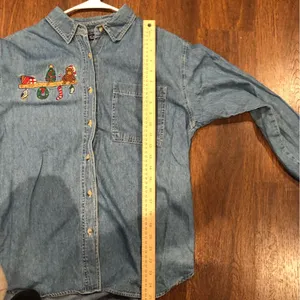 Vintage honors Christmas embroidered denim button up thumbnail 5