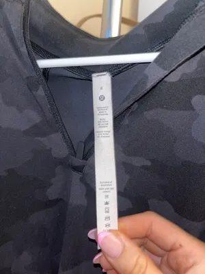 Lululemon Half-Zip thumbnail 4