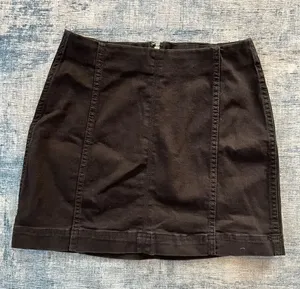Wild Fable Black Zippered Back Denim Mini Skirt Size 4 thumbnail 1