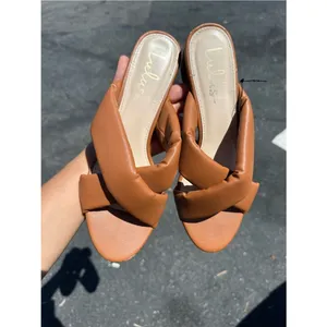Women’s Lulus Braided heeled slides sandals mules open toe 8.5 thumbnail 3