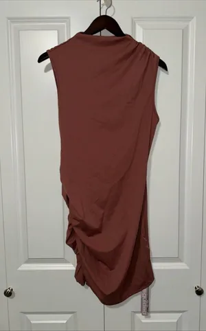 Missguided Lightweight Soft Sleeveless Countour Dress L NWT thumbnail 1