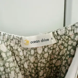 Ocean Drive Sage Green Floral Ruffle Crop Top thumbnail 2
