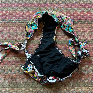 Victorias Secret Cheeky Ruffle Trim Side Tie Bikini Bottoms thumbnail 4