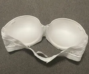 Maidenform White Strapless Bra thumbnail 3