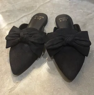 Black Slip On Mules thumbnail 1