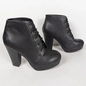 BONNIBEL Black Heeled Lace Up Platform Ankle Booties Faux Leather Women's 9 thumbnail 3