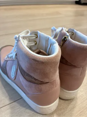 Coach Women’s G4335 High Top Sneakers Logo Signature Leather Size 7.5 thumbnail 7