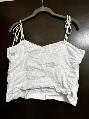 Old Navy Crop Top thumbnail 3