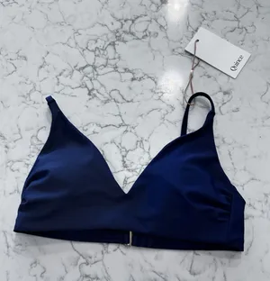 NWT‎ Quince Deep Navy Italian V-Neck Bikini Top Size XS thumbnail 1