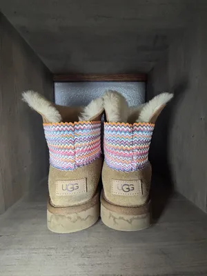 Uggs- Baileys with band thumbnail 2