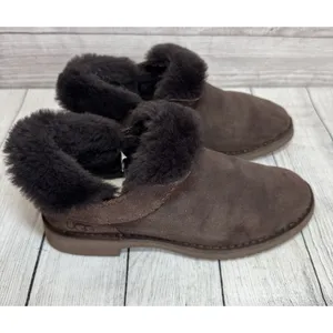 UGG Cory II Grey Suede Sheepskin Lined Ankle Boots Womens Slim Silhouette Sz 8.5 thumbnail 4