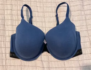 Victoria's Secret bra thumbnail 1