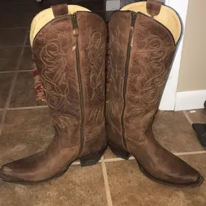Justin Boots leather cowgirl boots thumbnail 2