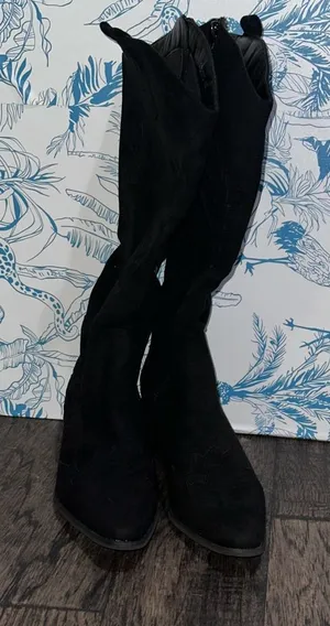 Elegant Black Women's Boots Size 11.5 thumbnail 1
