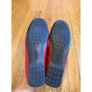 Tod's Womens Red Patent Leather Gommino Driving Loafer Sz 8 thumbnail 8