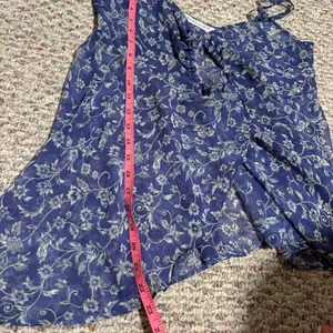 Victoria’s Secret Y2K 90s Ditsy Floral Tie Front Babydoll Top- Size Medium thumbnail 8