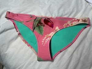 triangl swimwear bikini bottom- Size Large thumbnail 1