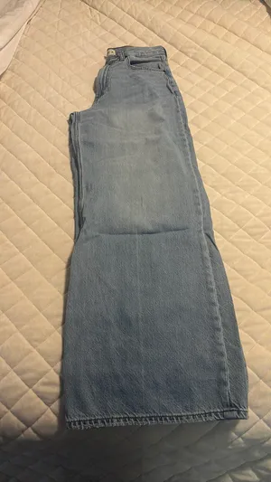 Abercrombie High-Rise Wide-Leg Jeans thumbnail 3