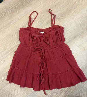 Cute ruffle top Red Size XS thumbnail 1