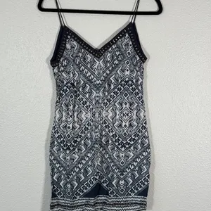 Saylor Black White Tribal Print Mini Dress Womens XS Strappy Festival Boho Beach thumbnail 11