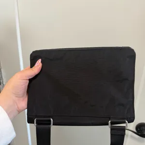 Baggallini Black Nylon‎ Crossbody Triple Compartment Accordion Travel Bag Purse thumbnail 4