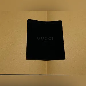 Gucci Black Leather Card Holder with Gold Logo thumbnail 4