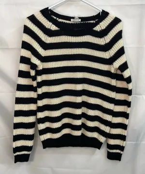 Forever 21 women's black cream thick knit striped crewneck sweater stretch M‎ thumbnail 1