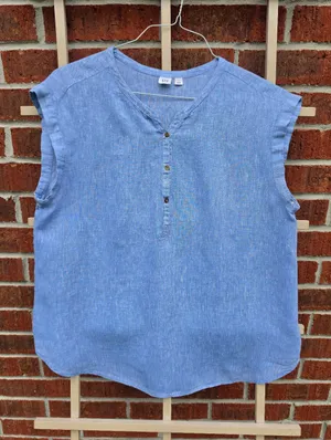 Gap sleeveless Blue linen top Large thumbnail 1