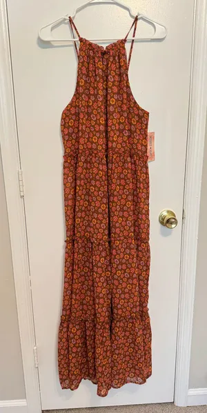 Floral Maxi Dress Size Large Multiple thumbnail 1