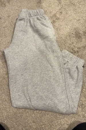 John Galt Brandy Melville Sweatpants Grey Rosa thumbnail 1